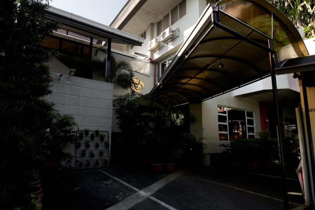 Casa Pura Inn And Suites Quezon City Exteriör bild