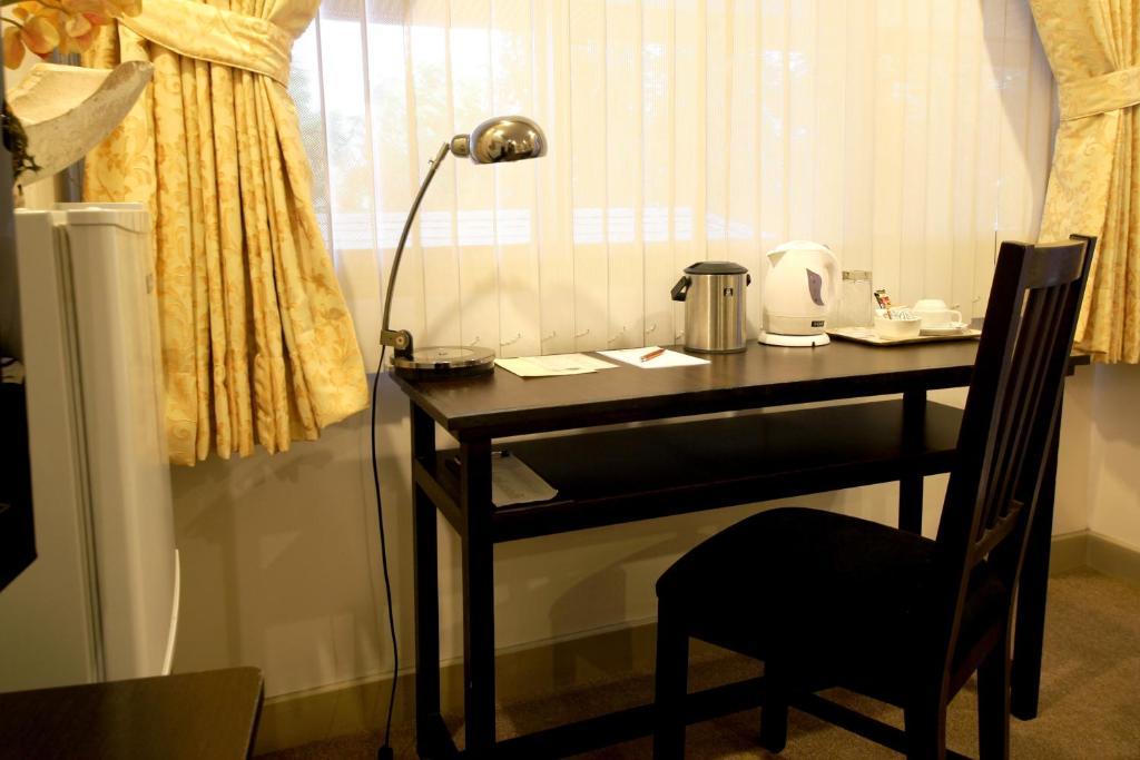Casa Pura Inn And Suites Quezon City Rum bild