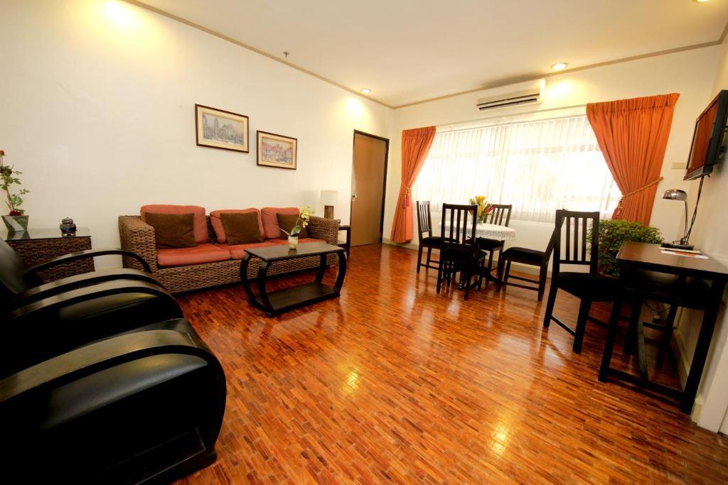 Casa Pura Inn And Suites Quezon City Exteriör bild